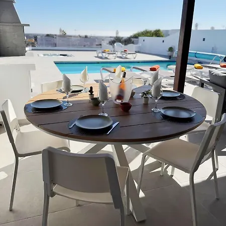 Willa Lovely Casa Deseada, Heated Pool, Jacuzzi, Bbq, Ping Pong Table Playa Blanca (Lanzarote)