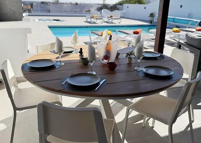 Villa Lovely Casa Deseada, Heated Pool, Jacuzzi, Bbq, Ping Pong Table Playa Blanca (Lanzarote)